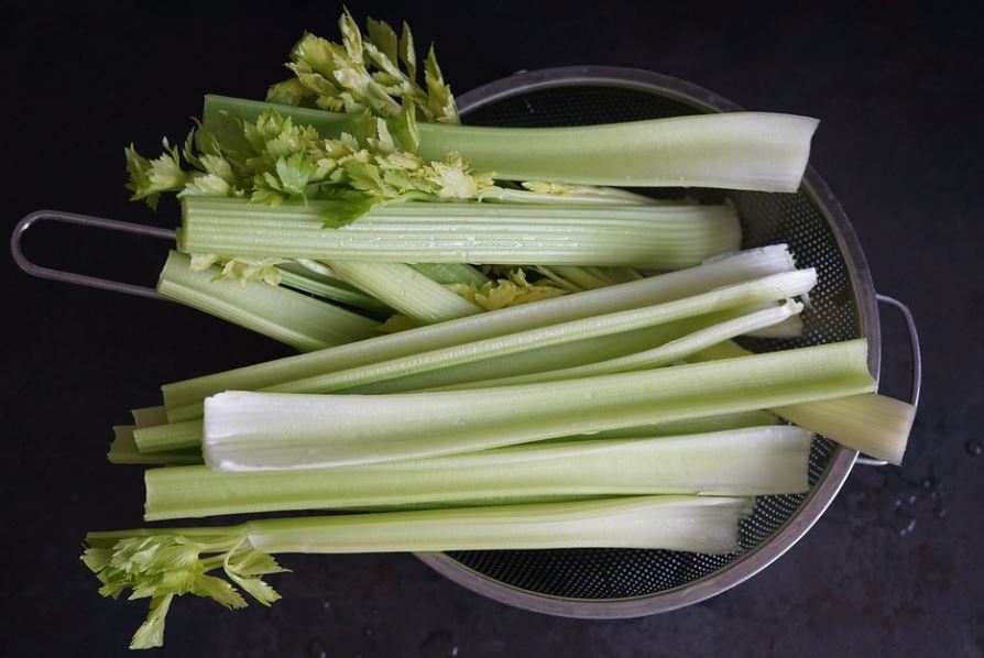 How To Harvest Celery - 3 Easy Steps 1 How to Harvest Celery - 3 Easy Steps